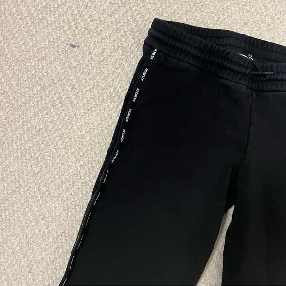 Moncler Joggers - Picture 5 of 11
